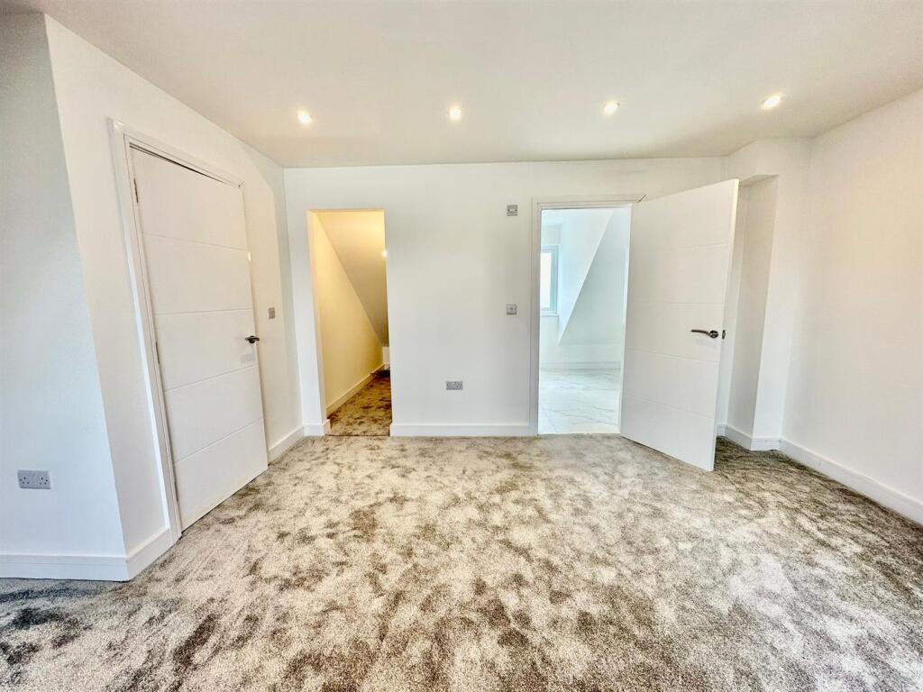 WhatsApp Image 2025-07-14 at 13.31.57.jpeg