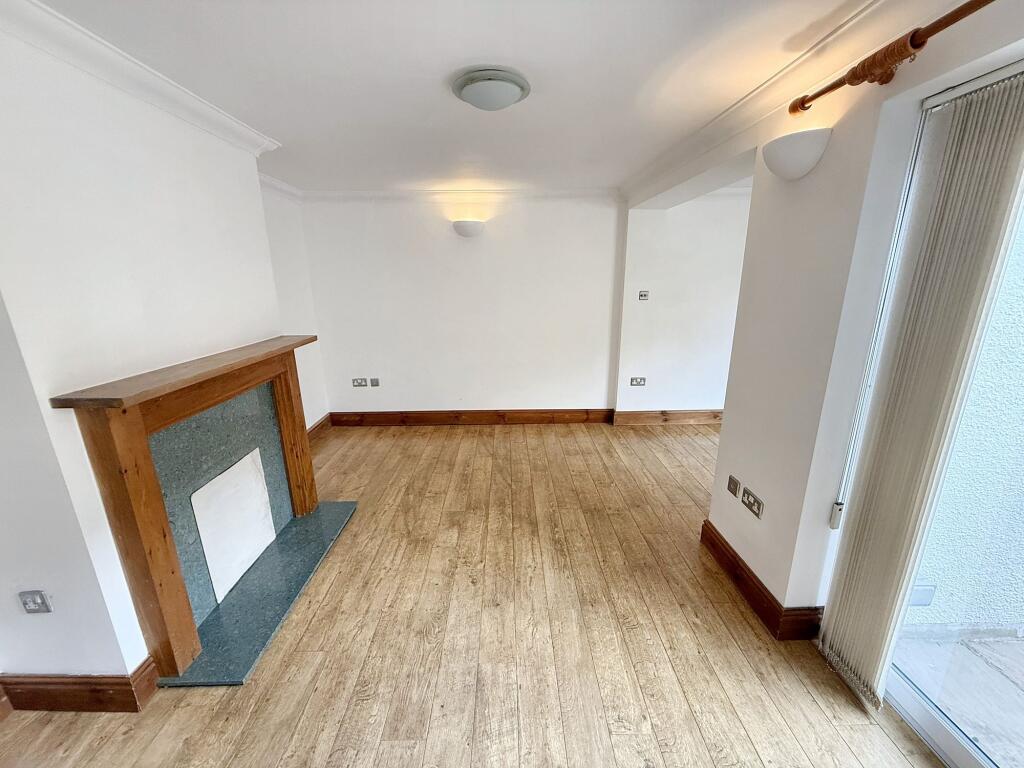 Living Room/Dining Room