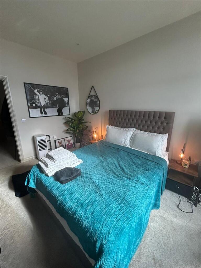 PHOTO-2025-10-08-13-15-01 4.jpg