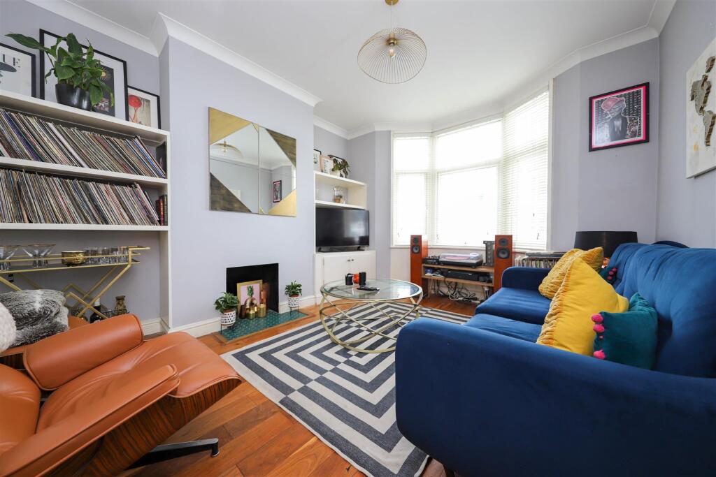 nicholas james livingston rd lounge_.jpg