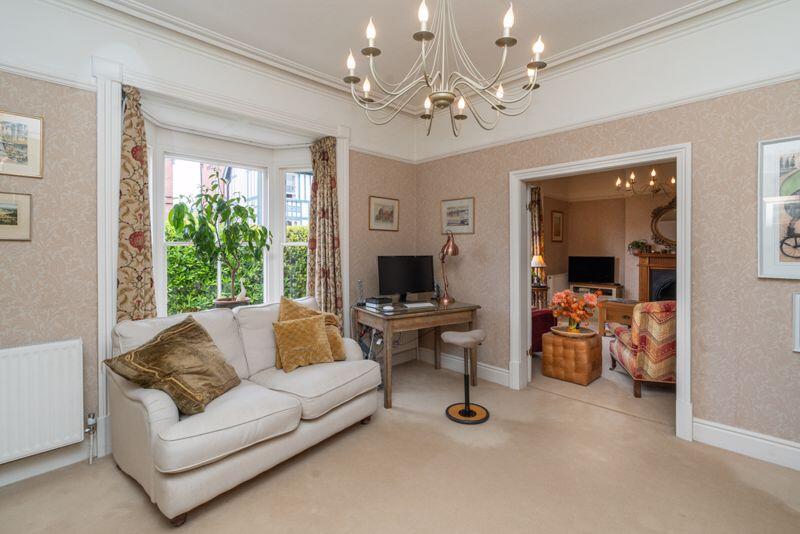SITTING ROOM