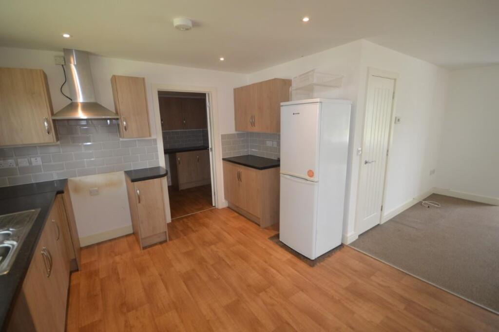 DSC_0048 (Medium).JPG