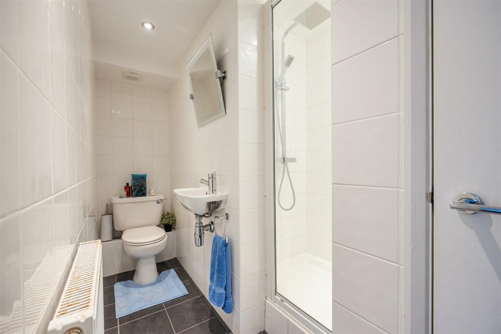 A23 - 31 Churchfields Dartmouth - 240430.jpg