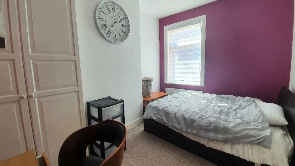 First Floor Middle Bedroom .jpg