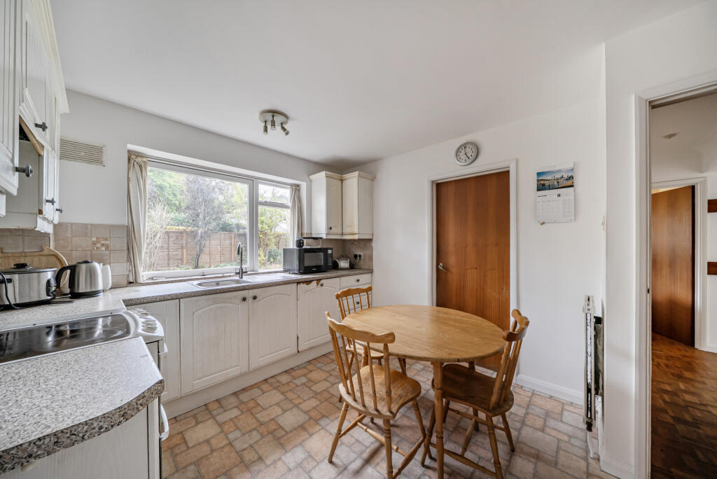 1358550-16-68d2cb...