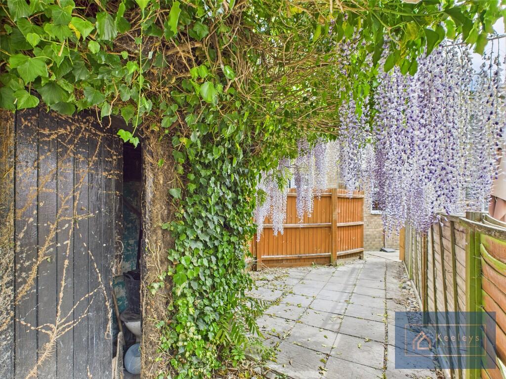 Outhouse/rear gar...