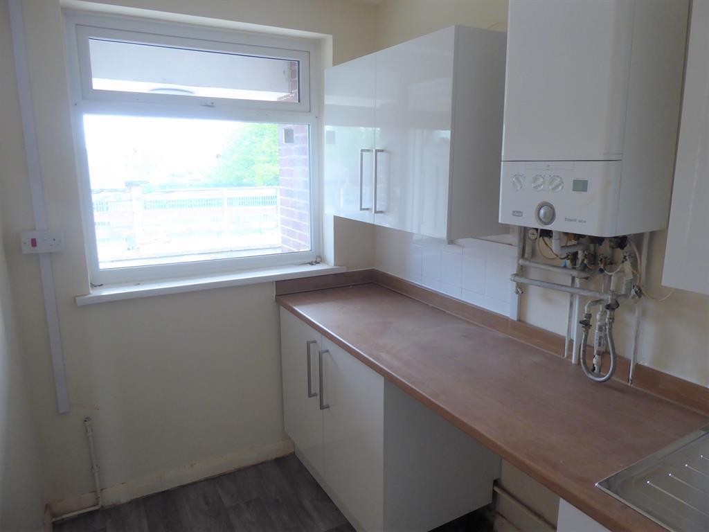 KITCHEN 2.jpg