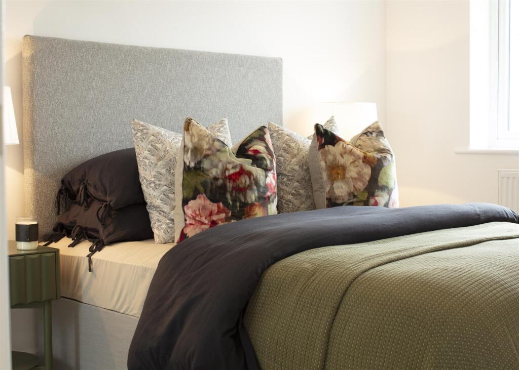 Principal bedroom