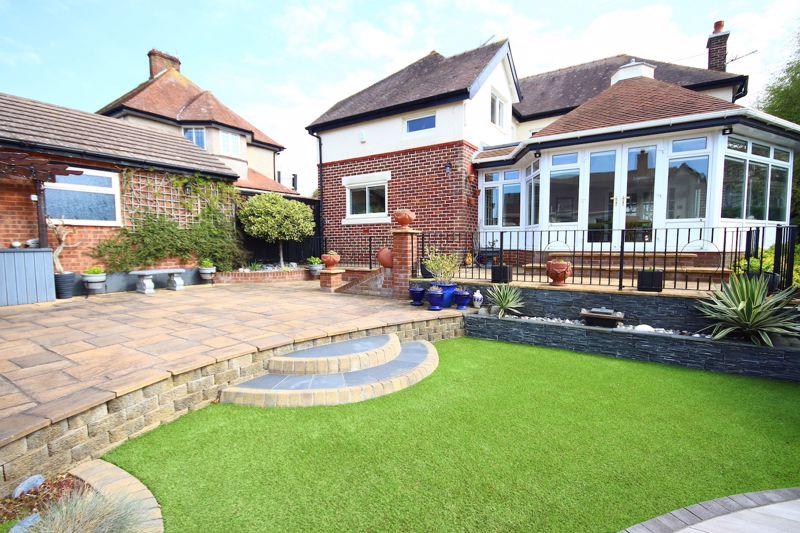 Photo 52