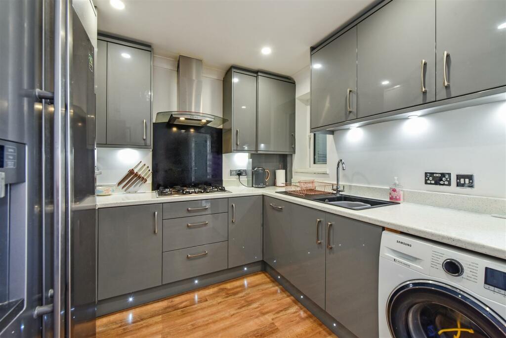 Kitchen.jpg
