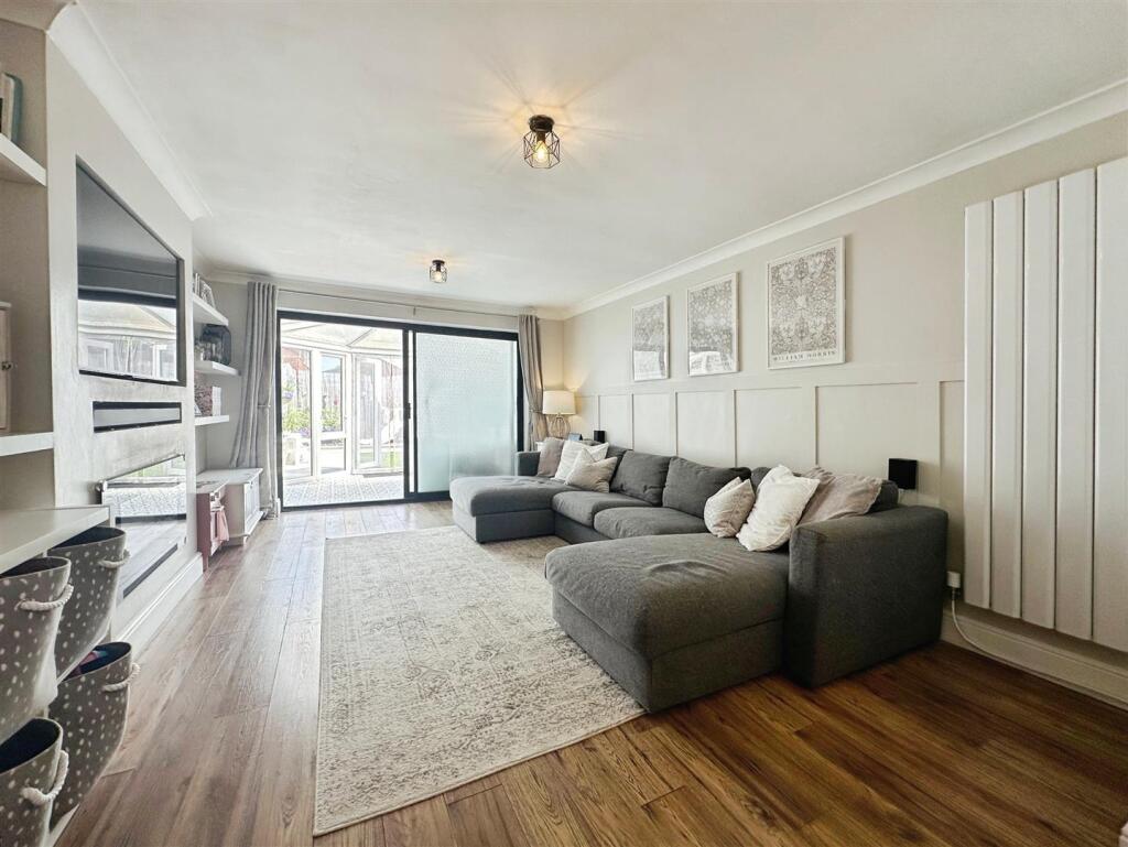 d95e9be5--45FC-94F4-2A15FD1F906C-97422-00001F07D57