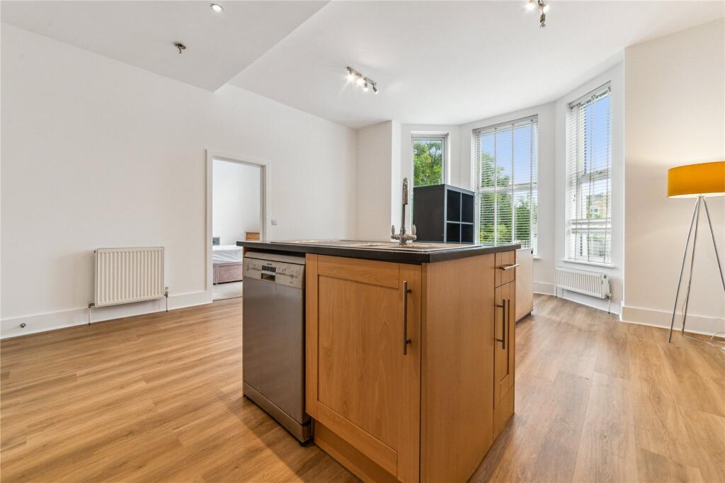 Living Room/Kitchen