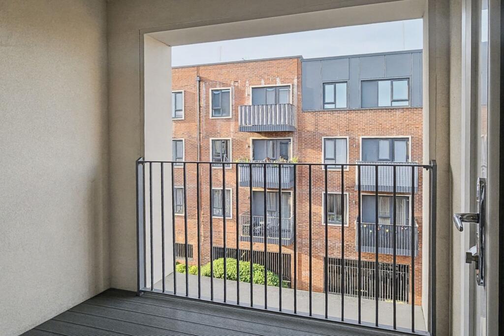55 Suffield Lodge, Suffield Hill, High Wycombe, Buckinghamshire, HP11 2FR