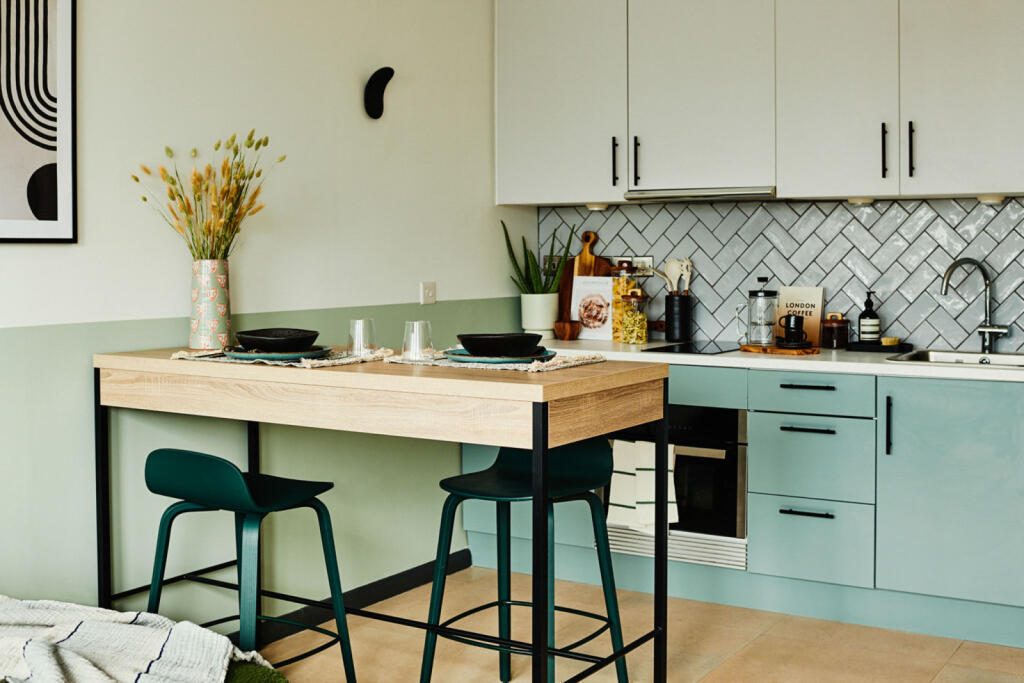 UNCLE Stockwell, 60 Courland Grove, London, SW8