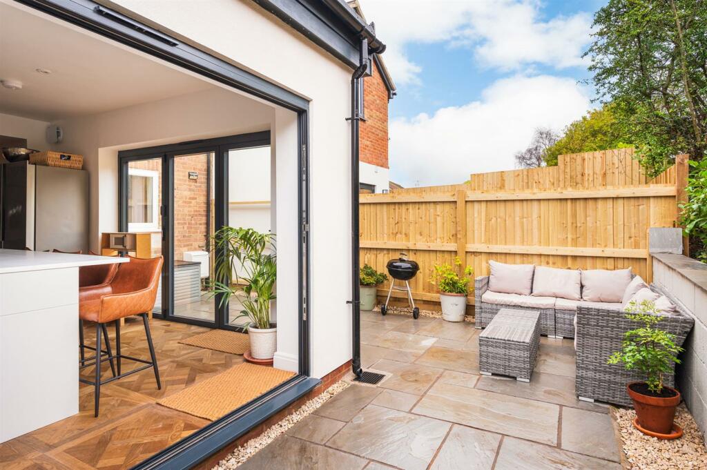 Al fresco living