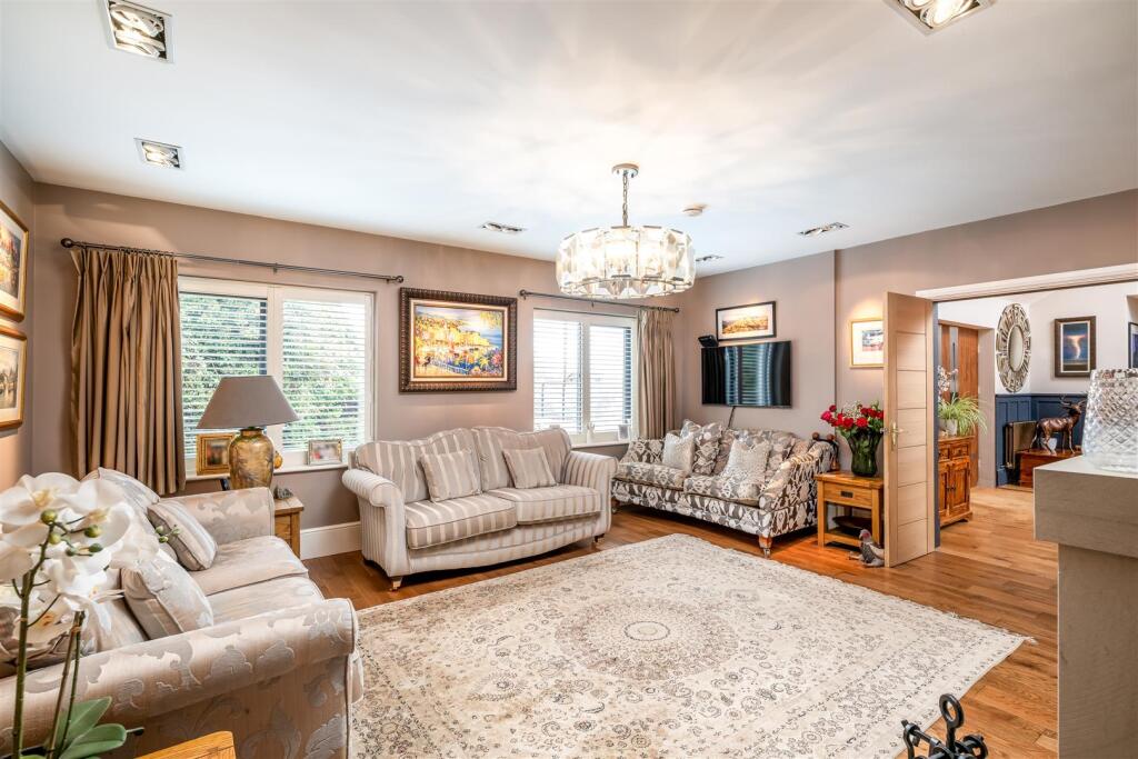 251023 - Silver Birches, Bolnhurst - 12.jpg