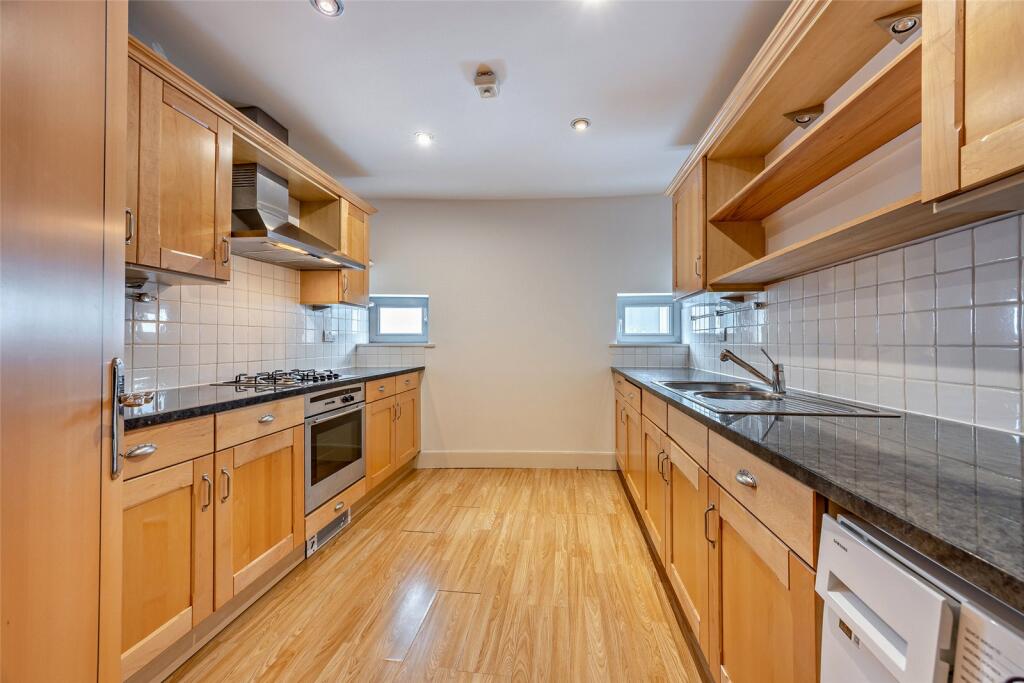Fitted Kitchen