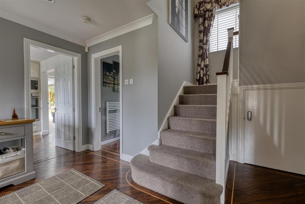 ENTRANCE HALLWAY