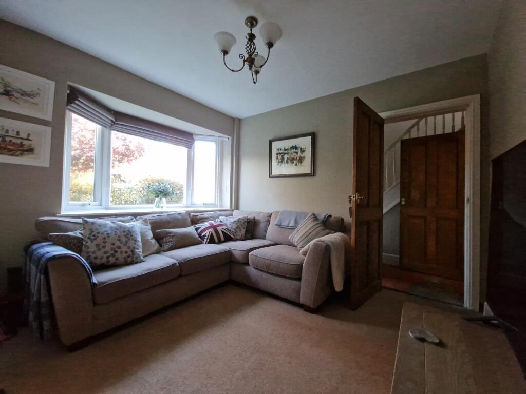 New lounge to hall.jpg