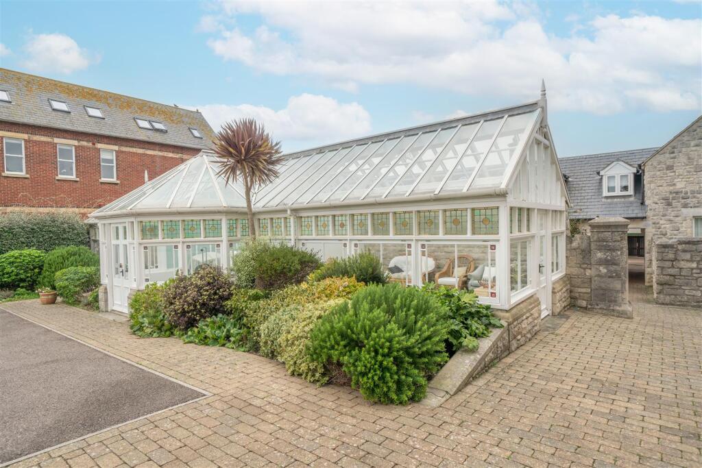 conservatory.jpg
