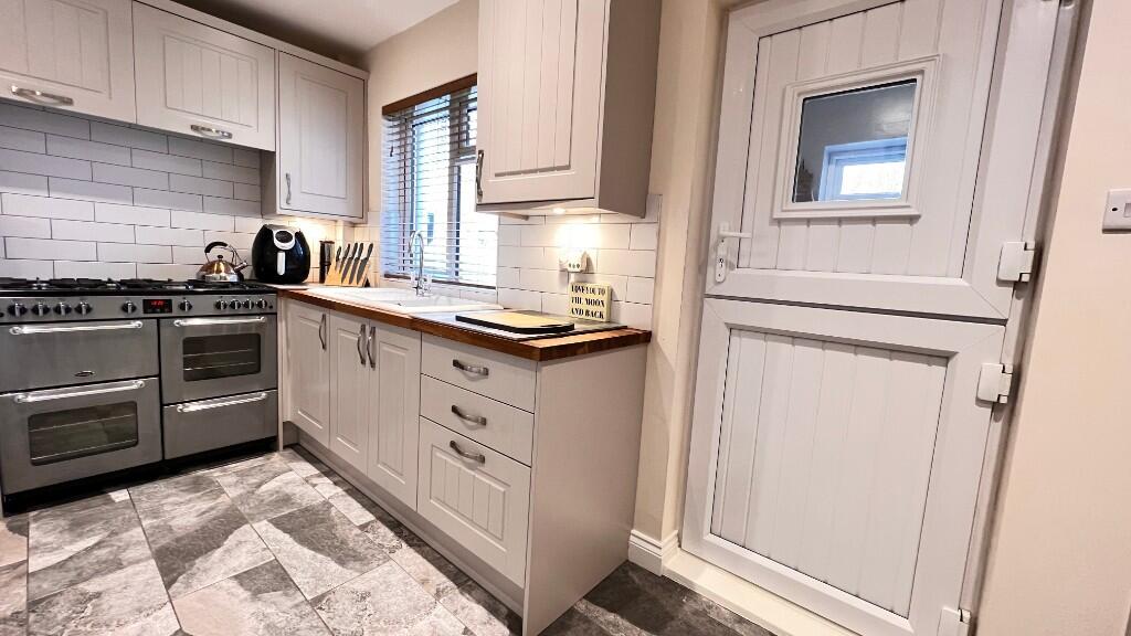 Fitted Kitchen 
