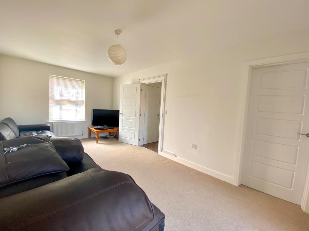 WhatsApp Image 2025-06-01 at 16.09.20 (1).jpeg