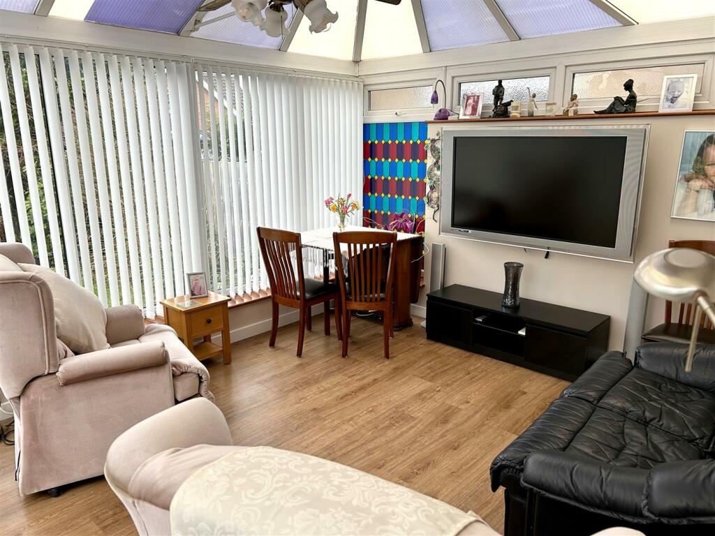 Broad Rig Ave 36 Conservatory NEW.jpg