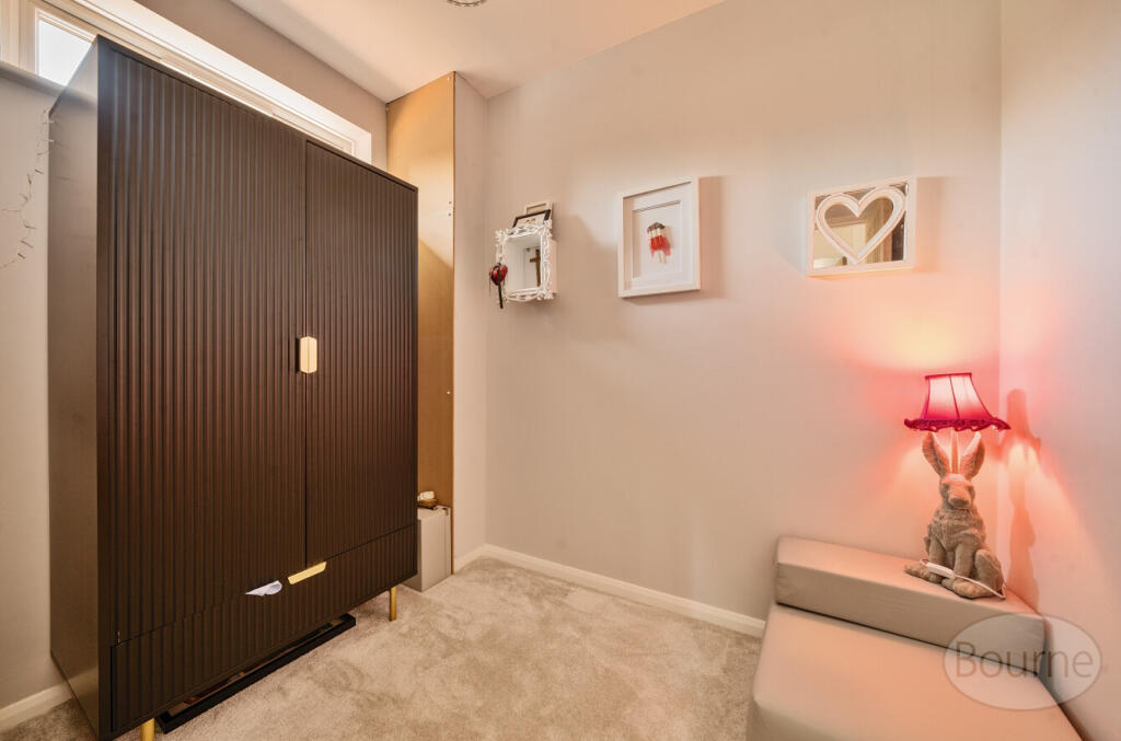 039ebf65-1c4e-481...