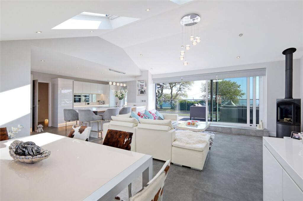 Kitchen/Sitting