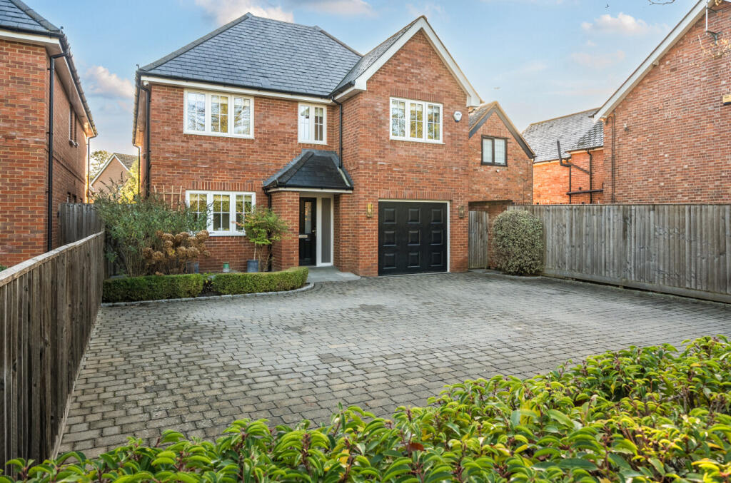 1372507-19-68fb48...