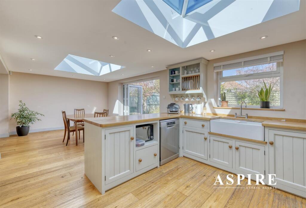 Aspire Estate Agents8.jpg