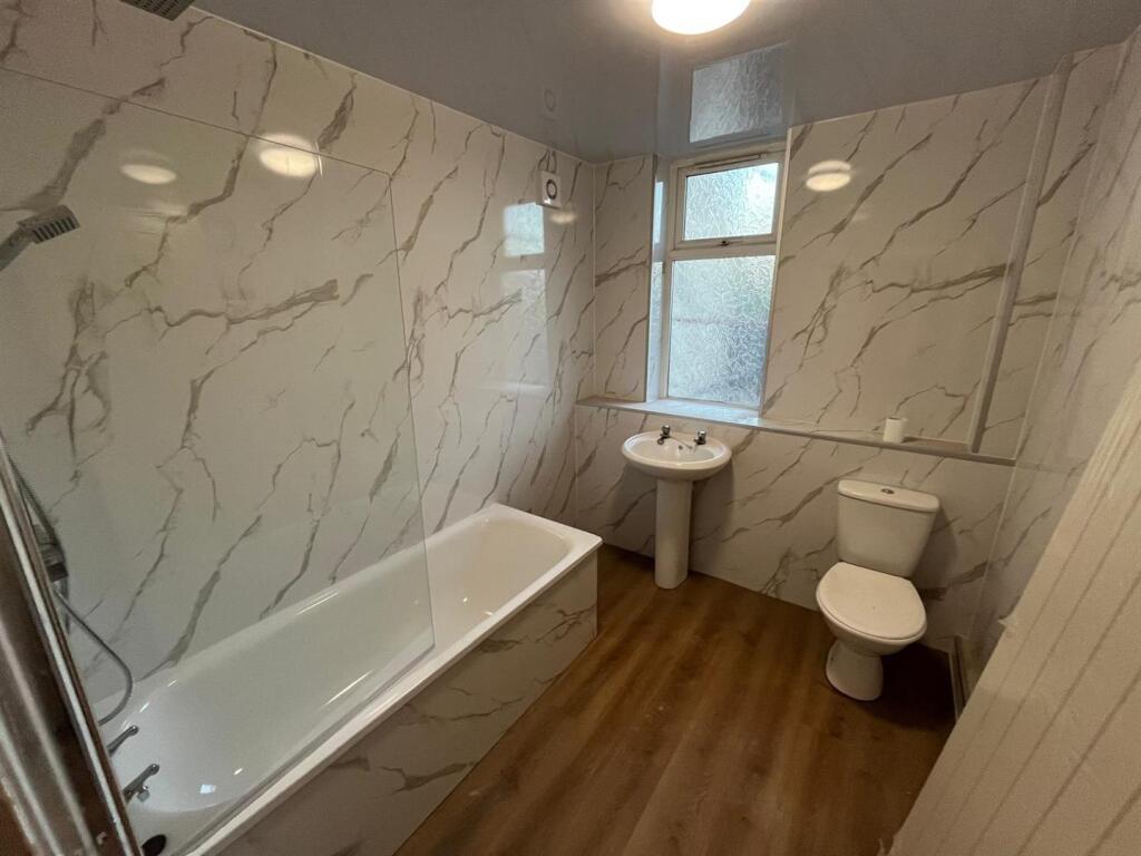 WhatsApp Image 2025-12-03 at 17.16.25 (5).jpeg