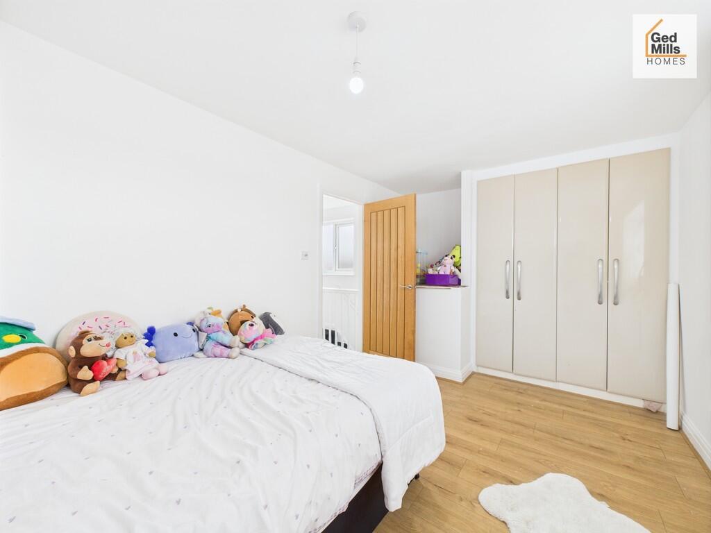 CAM04261G0-PR0069...