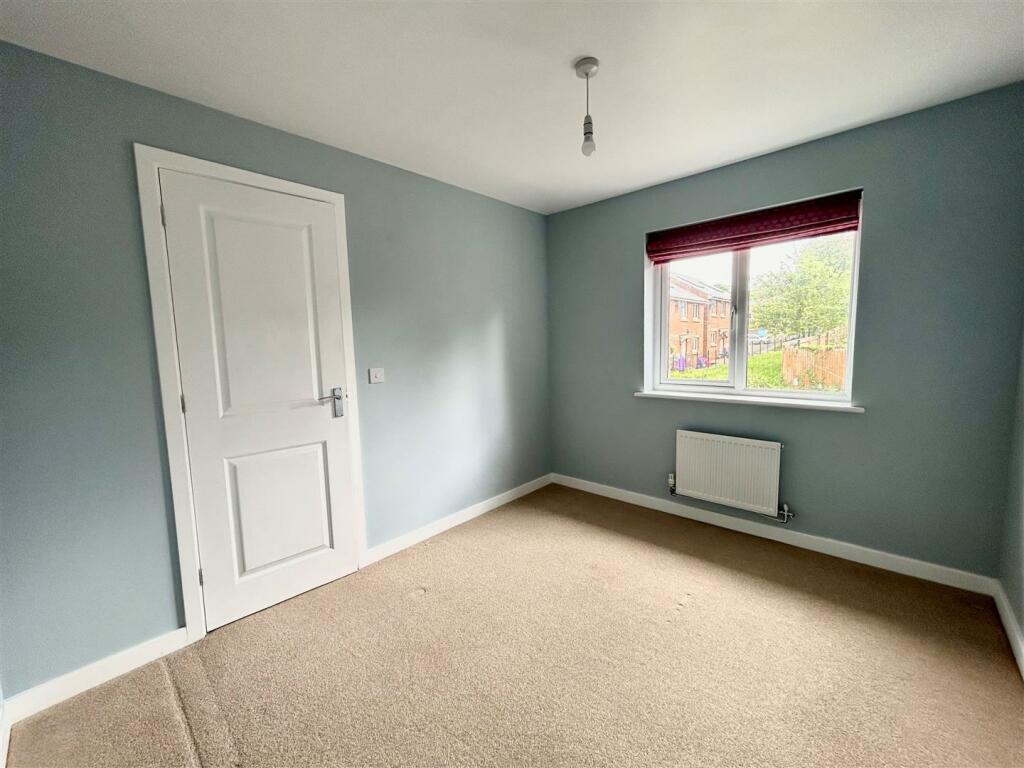 Bedroom 1 (1).jpg