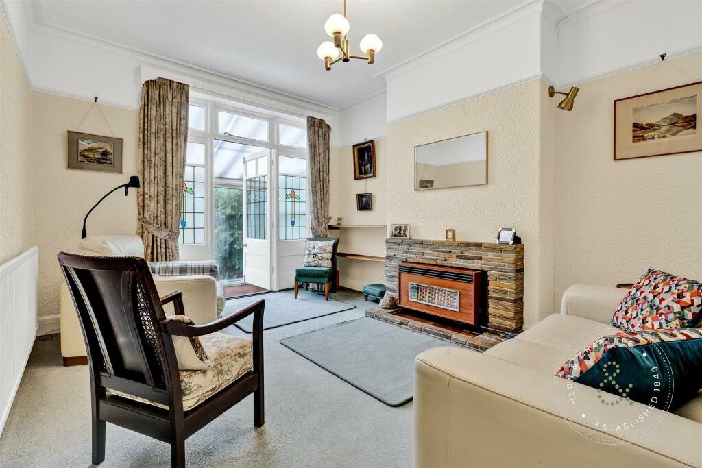 Heathwood Road, Hern Crabtree (3).jpg