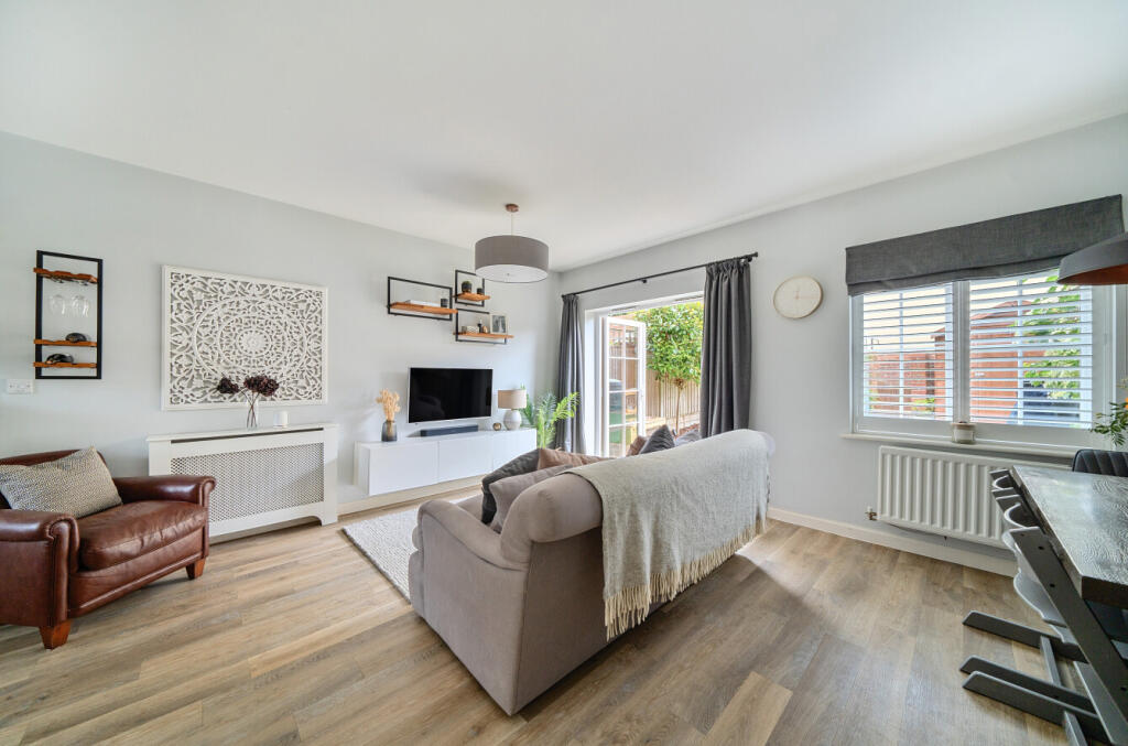 1300081-13-68372a...