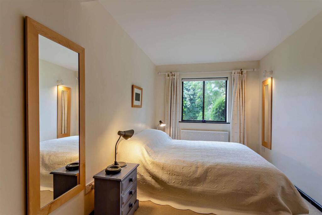 8649695-interior03-800.jpg