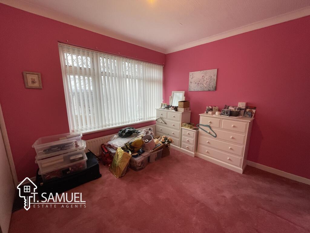 Bedroom 2a.JPG