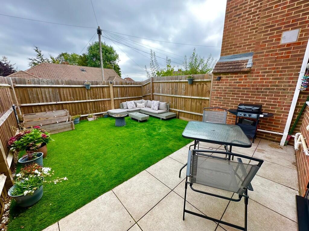 IMG-20250819-WA00...