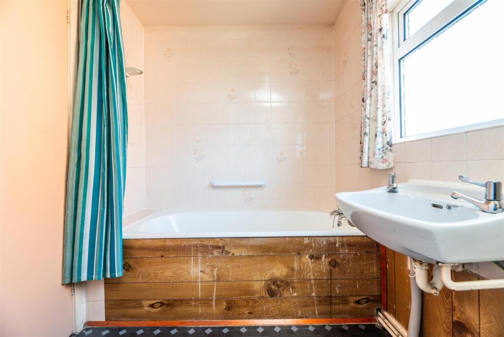 3 Wyvelle Crescent, kegworth (19 of 23).jpg