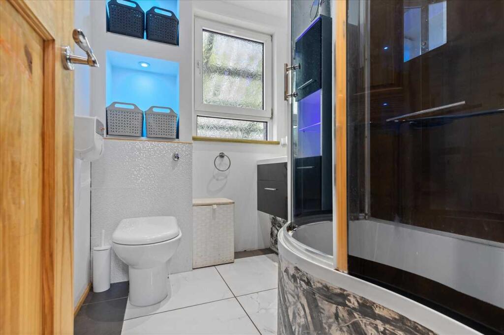 Bathroom (1)