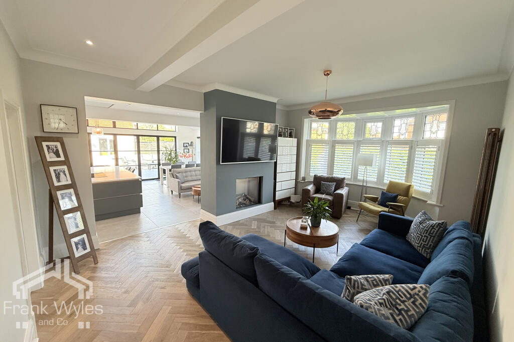 Photo 24-04-2025, 16 32 27