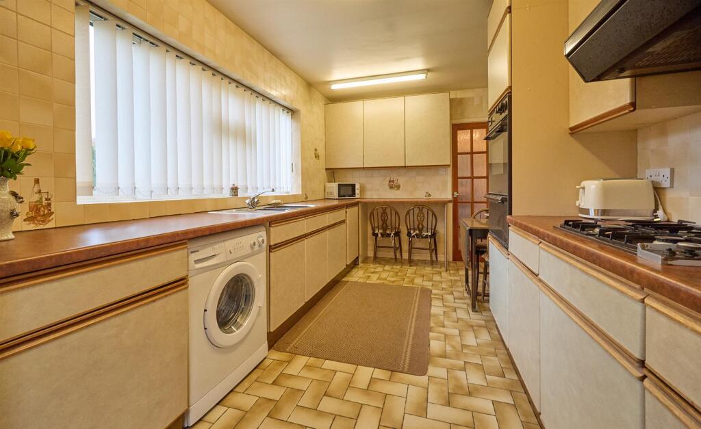 de la bere crescent BB 8.jpg