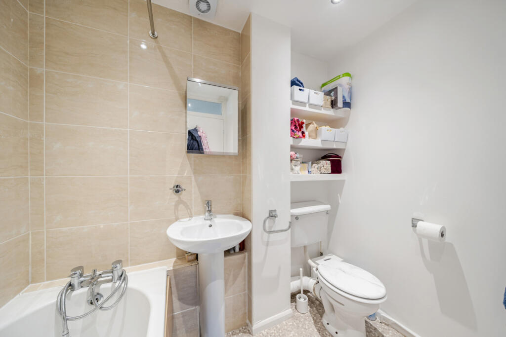 1386519-18-69301c...