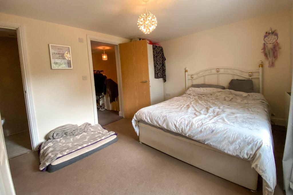Bedroom 1 (with en-suite)