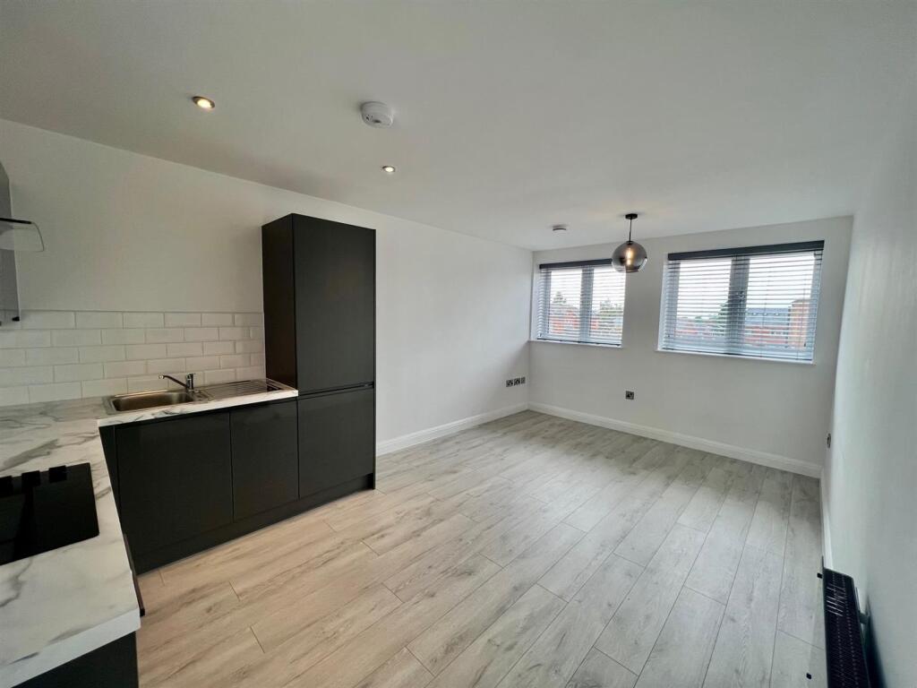 Open Plan Living / Dining / Kitchen