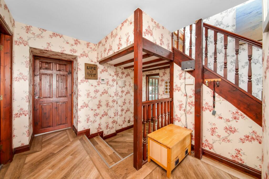 ENTRANCE HALLWAY