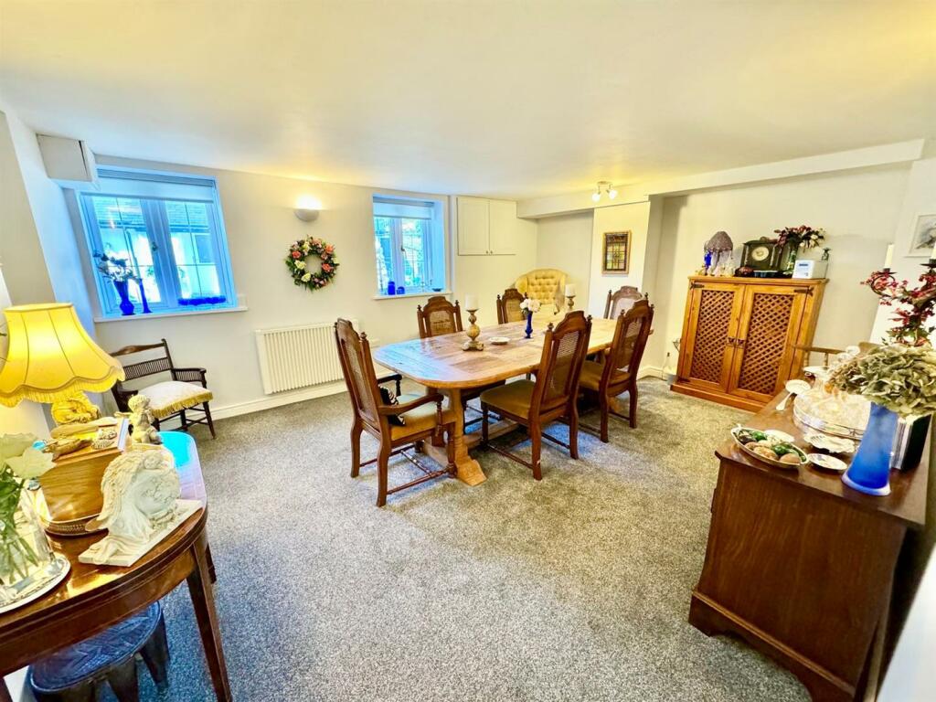 PHOTO-2024-08-20-17-40-17 (13).jpg