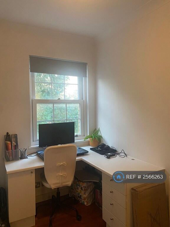 Single Bedroom/Office