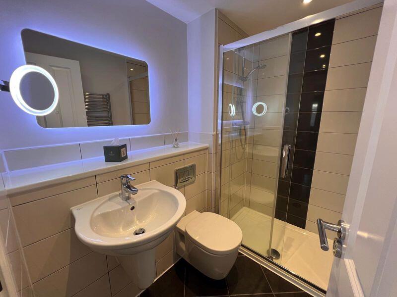 Ensuite (Bed Two)
